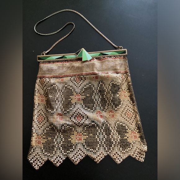 Vintage 1920 “Flapper’s” Enameled Chainmail Evening Bag - Picture 2 of 9
